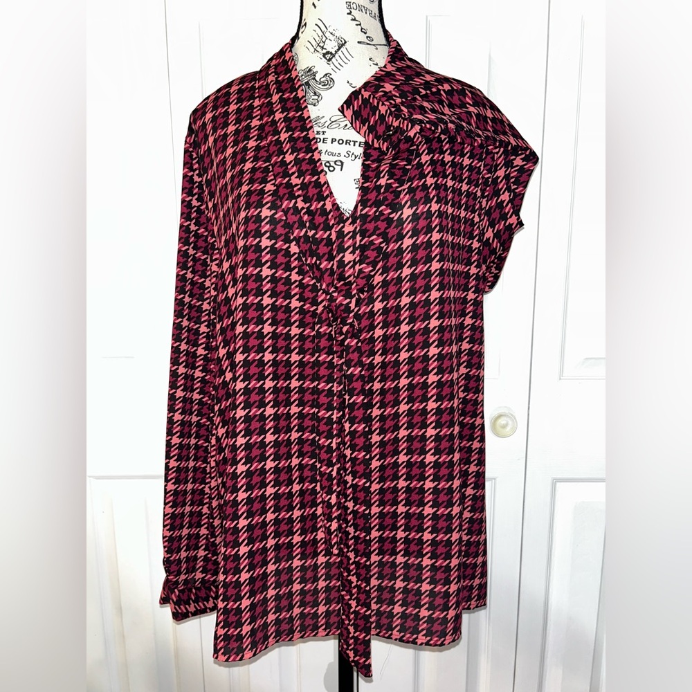Anne Klein Pink and Black Houndstooth Blouse
